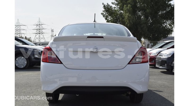 Big with watermark nissan sunny estuaire import dubai 5268