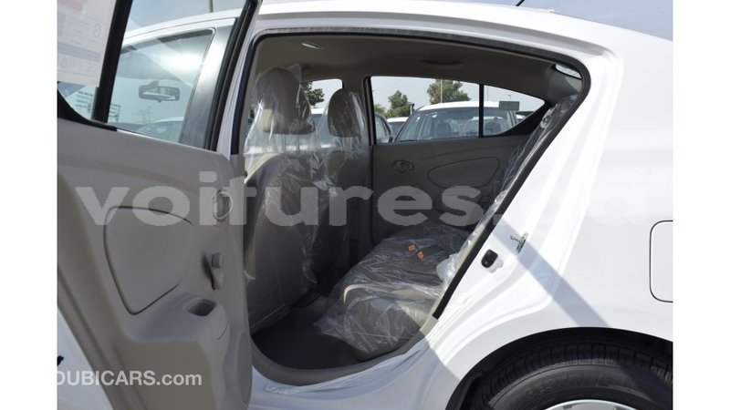 Big with watermark nissan sunny estuaire import dubai 5268