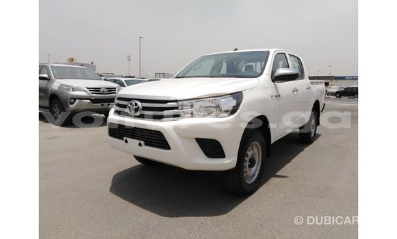 Acheter Import Voiture Toyota Hilux Blanc à Import - Dubai, Estuaire Acheter Import Voiture Toyota Hilux Blanc à Import - Dubai, Estuaire