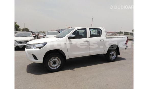 Acheter Import Voiture Toyota Hilux Blanc à Import - Dubai, Estuaire Acheter Import Voiture Toyota Hilux Blanc à Import - Dubai, Estuaire