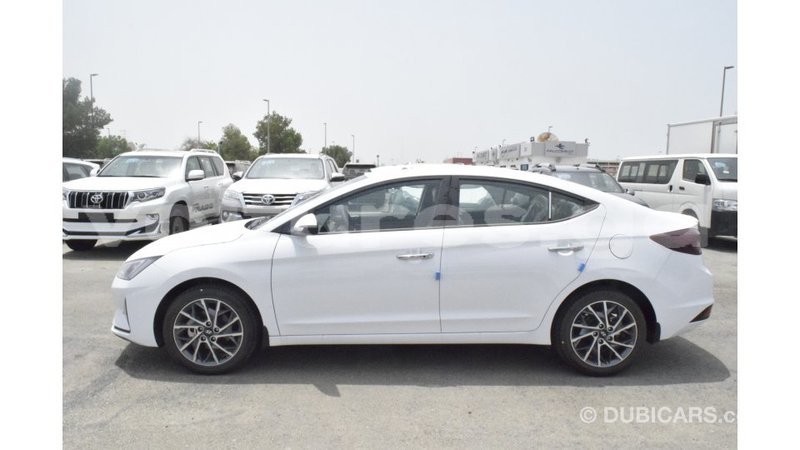 Big with watermark hyundai elantra estuaire import dubai 5270