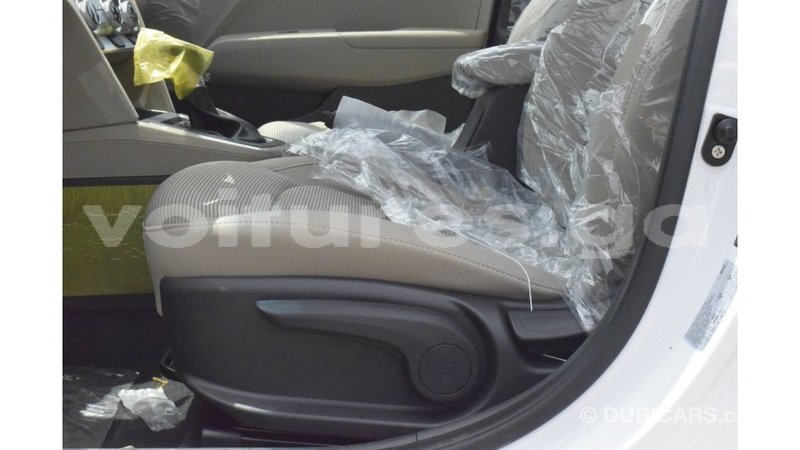 Big with watermark hyundai elantra estuaire import dubai 5270