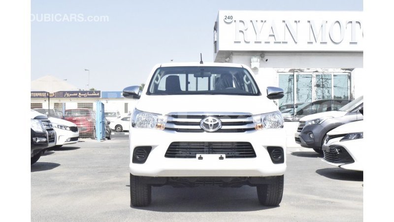 Big with watermark toyota hilux estuaire import dubai 5275