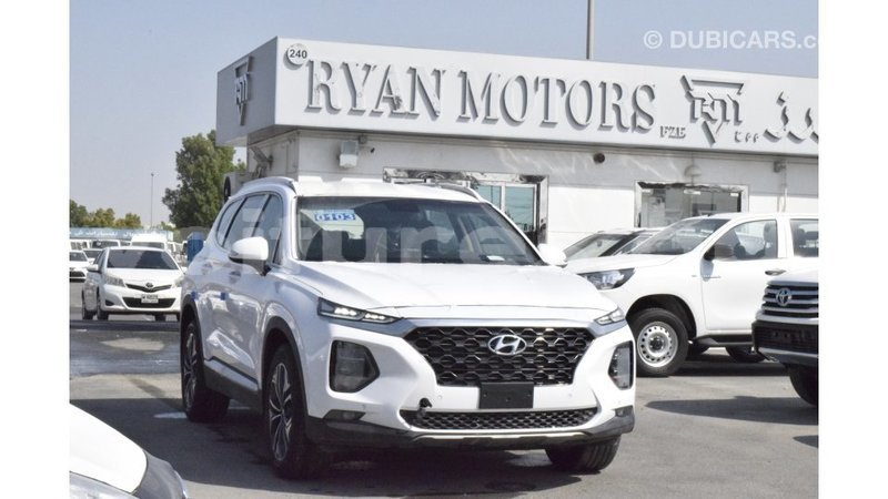 Big with watermark hyundai santa fe estuaire import dubai 5278