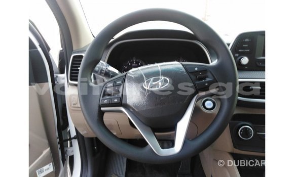 Acheter Import Voiture Hyundai Tucson Blanc à Import - Dubai, Estuaire Acheter Import Voiture Hyundai Tucson Blanc à Import - Dubai, Estuaire