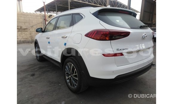Acheter Import Voiture Hyundai Tucson Blanc à Import - Dubai, Estuaire Acheter Import Voiture Hyundai Tucson Blanc à Import - Dubai, Estuaire