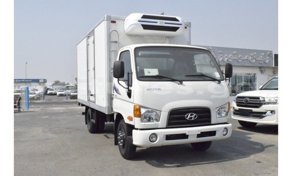 Acheter Import Utilitaire Hyundai Chorus Blanc à Import - Dubai, Estuaire