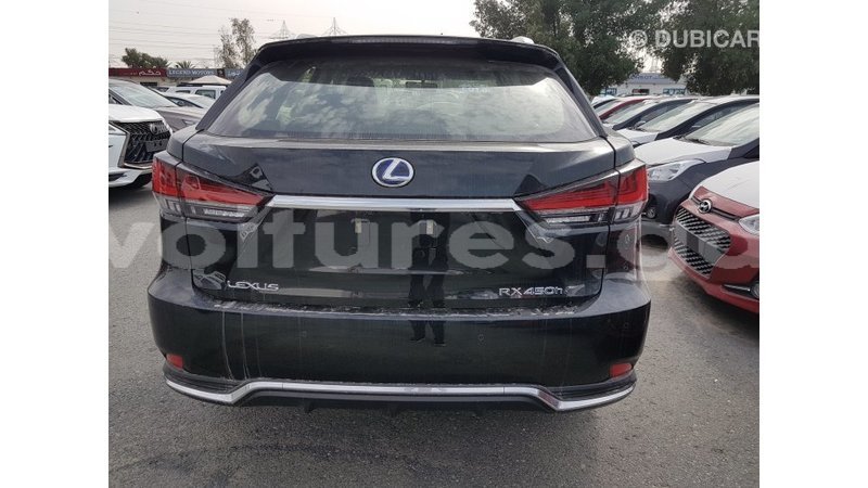 Big with watermark lexus ct estuaire import dubai 5290