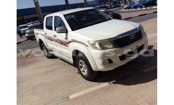 Acheter Import Voiture Toyota Hilux Blanc à Import - Dubai, Estuaire Acheter Import Voiture Toyota Hilux Blanc à Import - Dubai, Estuaire
