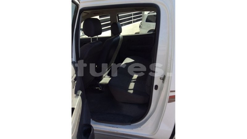 Big with watermark toyota hilux estuaire import dubai 5291