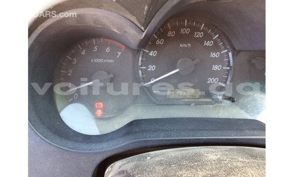 Acheter Import Voiture Toyota Hilux Blanc à Import - Dubai, Estuaire Acheter Import Voiture Toyota Hilux Blanc à Import - Dubai, Estuaire