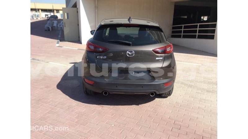 Big with watermark mazda 3 estuaire import dubai 5292