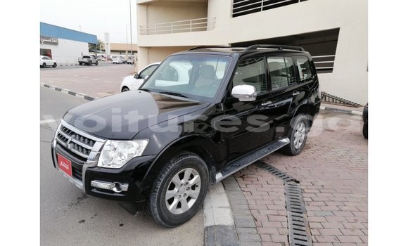 Acheter Import Voiture Mitsubishi Pajero Noir à Import - Dubai, Estuaire Acheter Import Voiture Mitsubishi Pajero Noir à Import - Dubai, Estuaire