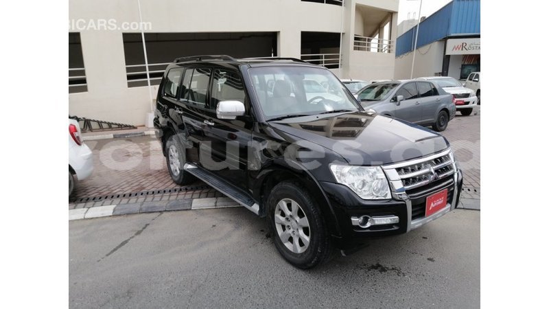 Big with watermark mitsubishi pajero estuaire import dubai 5294