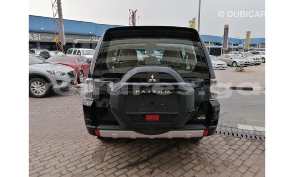 Acheter Import Voiture Mitsubishi Pajero Noir à Import - Dubai, Estuaire Acheter Import Voiture Mitsubishi Pajero Noir à Import - Dubai, Estuaire