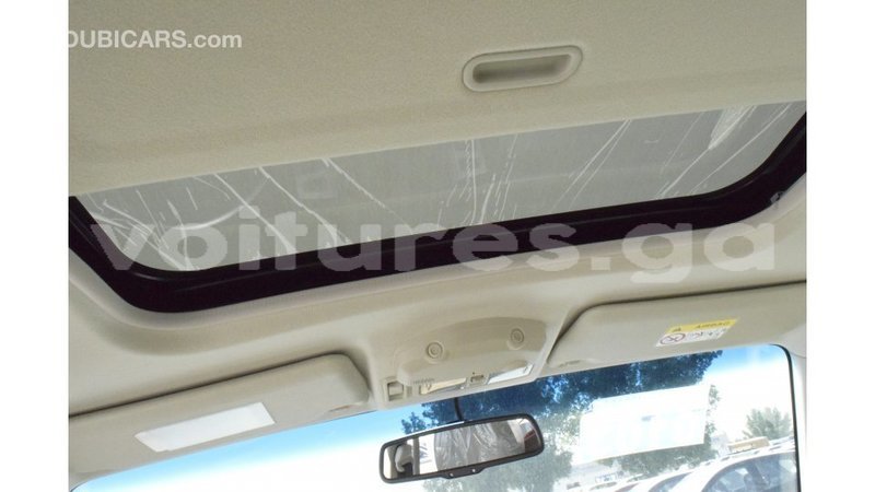 Big with watermark mitsubishi pajero estuaire import dubai 5296