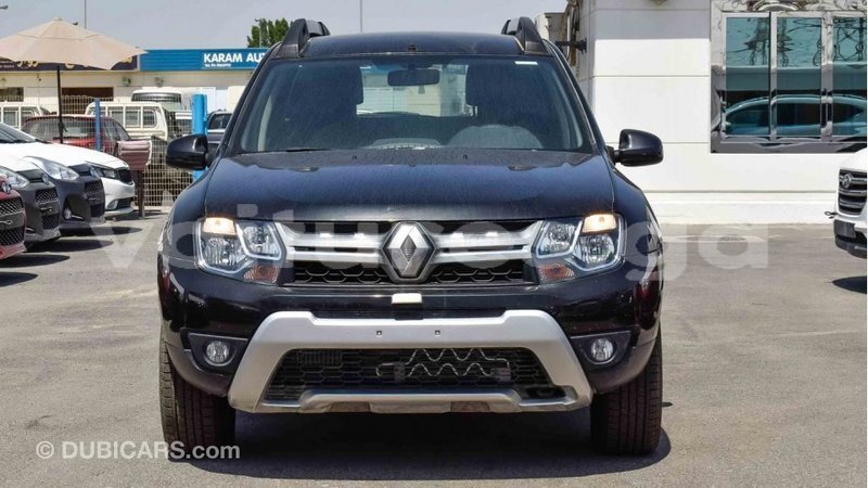 Big with watermark renault duster estuaire import dubai 5297