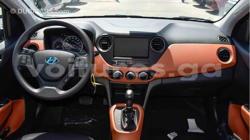 Big with watermark hyundai i10 estuaire import dubai 5298