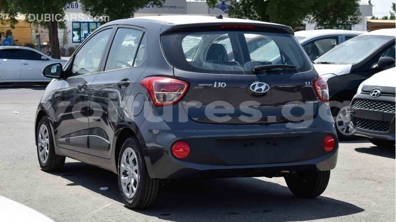 Big with watermark hyundai i10 estuaire import dubai 5298