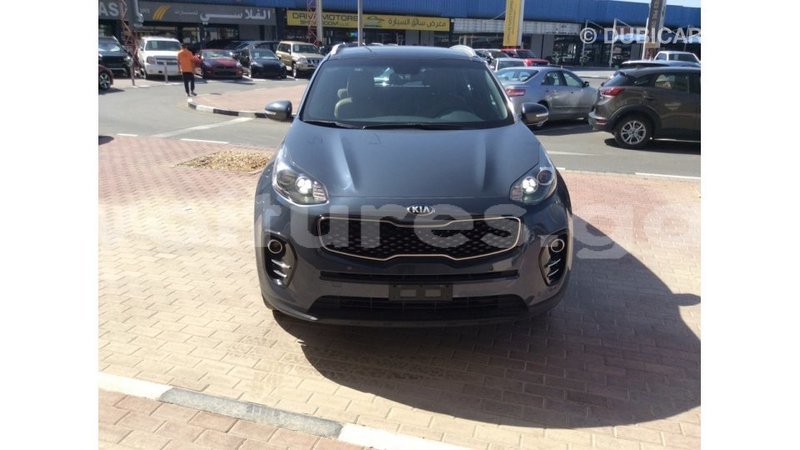 Big with watermark kia sportage estuaire import dubai 5301