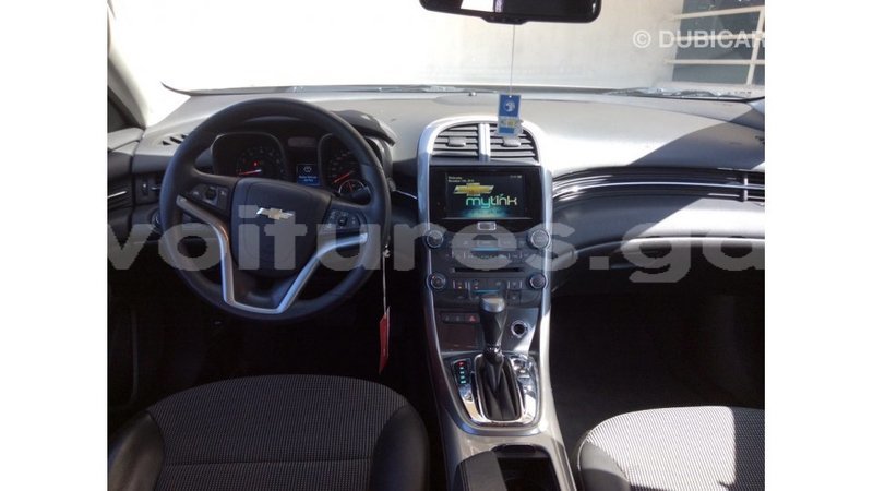 Big with watermark chevrolet malibu estuaire import dubai 5302