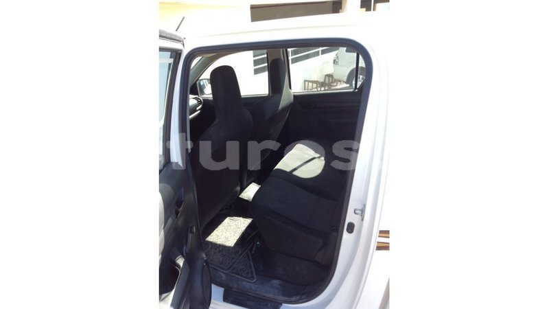 Big with watermark toyota hilux estuaire import dubai 5303