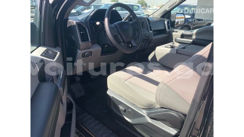 Big with watermark ford club wagon estuaire import dubai 5304