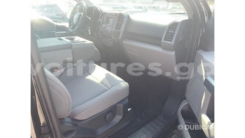 Big with watermark ford club wagon estuaire import dubai 5304