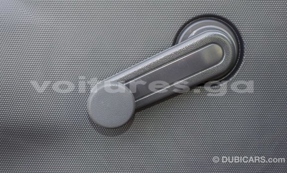 Acheter Import Voiture Toyota Hiace Blanc à Import - Dubai, Estuaire Acheter Import Voiture Toyota Hiace Blanc à Import - Dubai, Estuaire