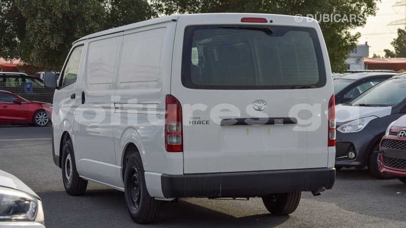 Big with watermark toyota hiace estuaire import dubai 5307