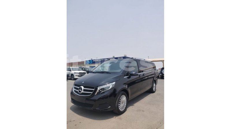 Big with watermark mercedes benz 250 estuaire import dubai 5310