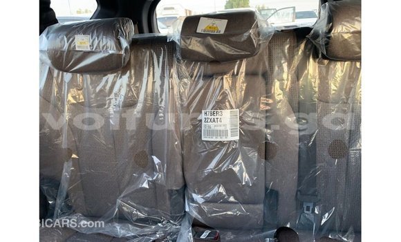 Acheter Import Voiture Hyundai Santa Fe Marron à Import - Dubai, Estuaire Acheter Import Voiture Hyundai Santa Fe Marron à Import - Dubai, Estuaire