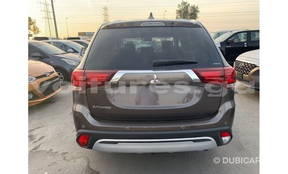 Acheter Import Voiture Mitsubishi Outlander Marron à Import - Dubai, Estuaire Acheter Import Voiture Mitsubishi Outlander Marron à Import - Dubai, Estuaire