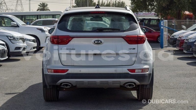 Big with watermark kia sportage estuaire import dubai 5316