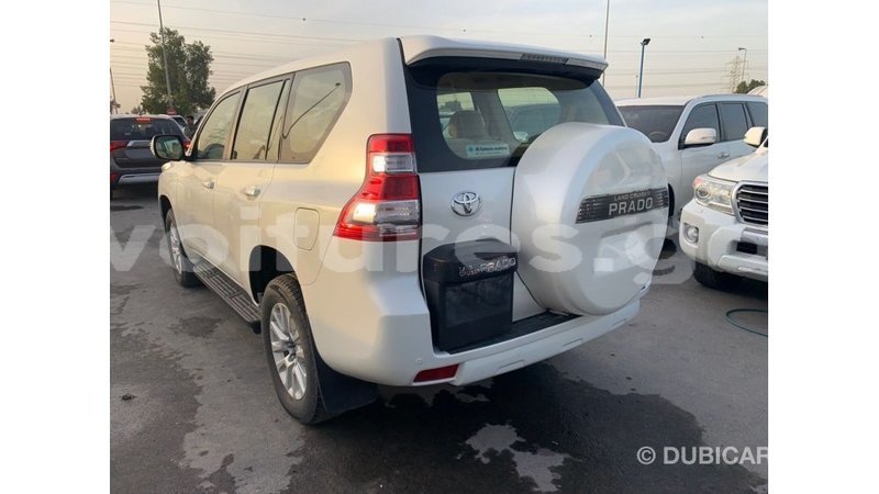 Big with watermark toyota prado estuaire import dubai 5317