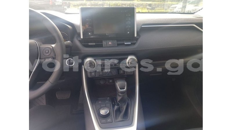 Big with watermark toyota hiace estuary import dubai 5323