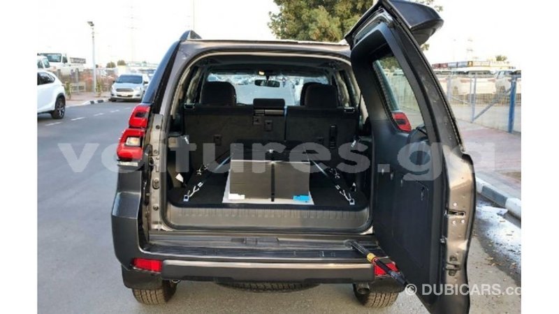 Big with watermark toyota prado estuaire import dubai 5325