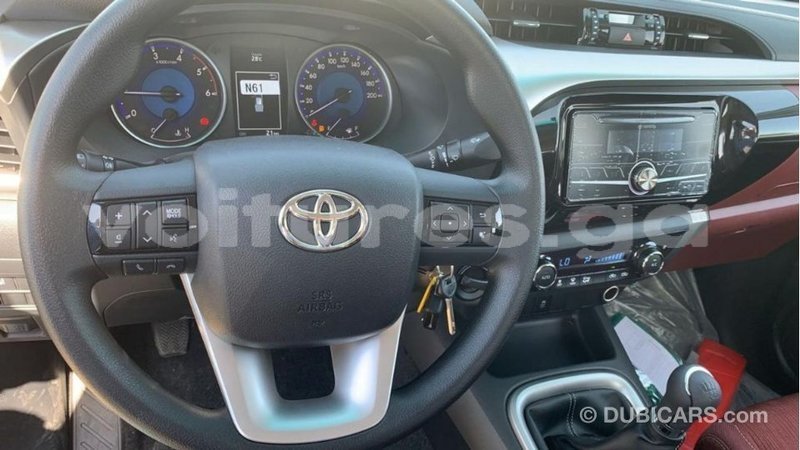 Big with watermark toyota hilux estuaire import dubai 5327