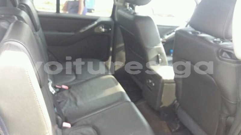 Big with watermark path4