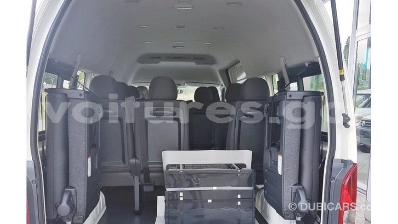 Big with watermark toyota hiace estuaire import dubai 5330