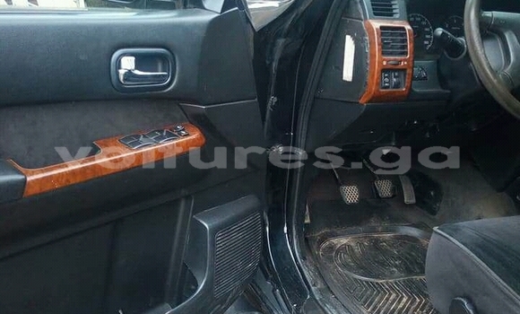 Sayi Na hannu Nissan Patrol Black Mota in Libreville a estuary Sayi Na hannu Nissan Patrol Black Mota in Libreville a estuary