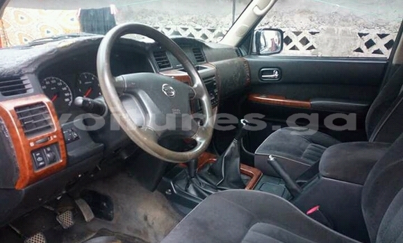 Sayi Na hannu Nissan Patrol Black Mota in Libreville a estuary Sayi Na hannu Nissan Patrol Black Mota in Libreville a estuary