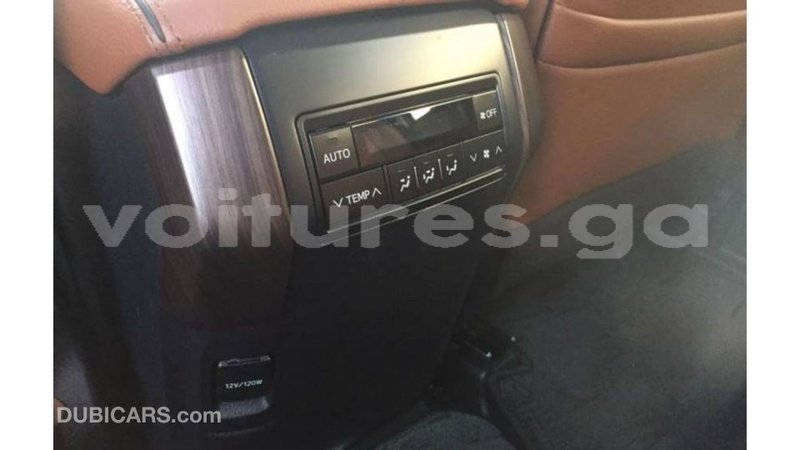 Big with watermark toyota prado estuaire import dubai 5336