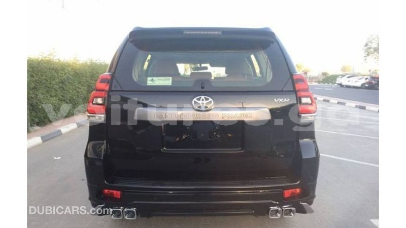 Big with watermark toyota prado estuaire import dubai 5336