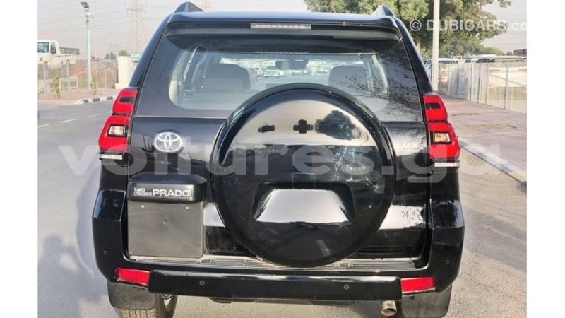 Big with watermark toyota prado estuaire import dubai 5338