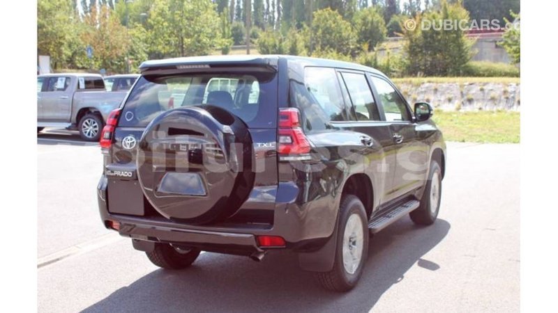 Big with watermark toyota prado estuaire import dubai 5339