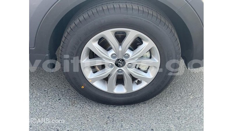 Big with watermark hyundai creta estuary import dubai 5341