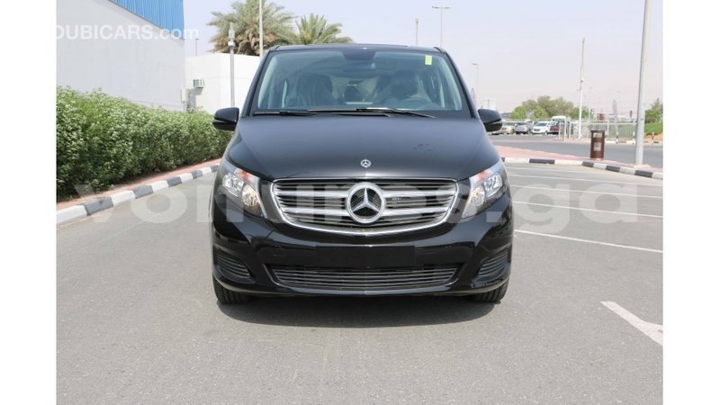 Big with watermark mercedes benz 250 estuary import dubai 5342