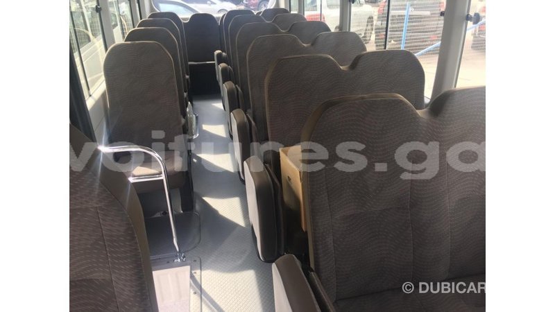 Big with watermark toyota coaster estuary import dubai 5343