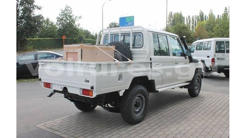 Big with watermark toyota land cruiser estuary import dubai 5344